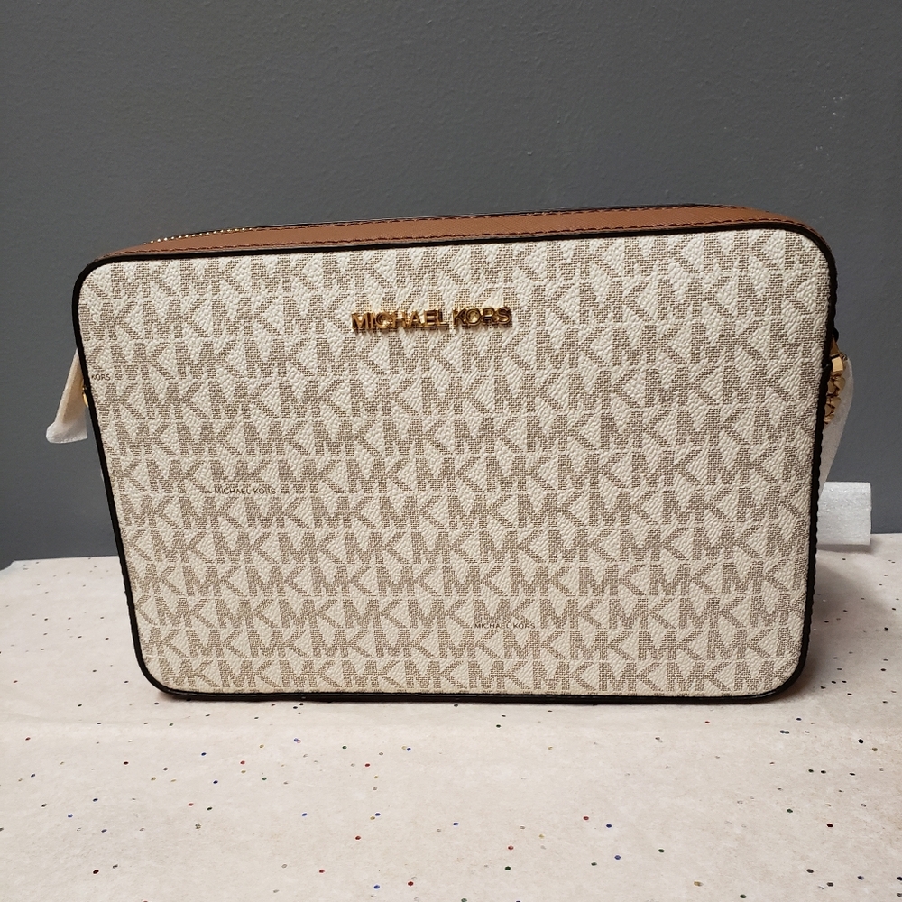 Michael Kors Crossbody
